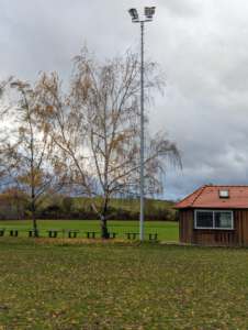 ...beleuchtet nun das neue Licht unser Spielfeld.